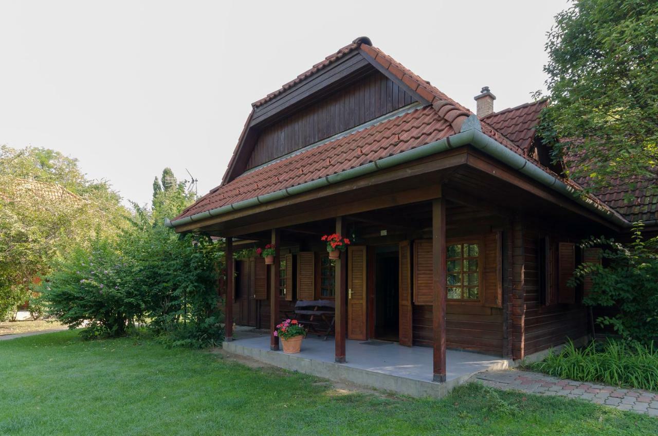 Sipito Pihenopark Hotel Pilis Exterior foto